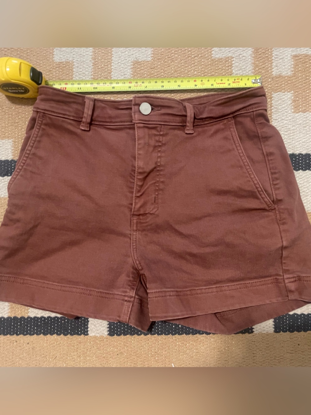 Everlane shorts - rust/brown